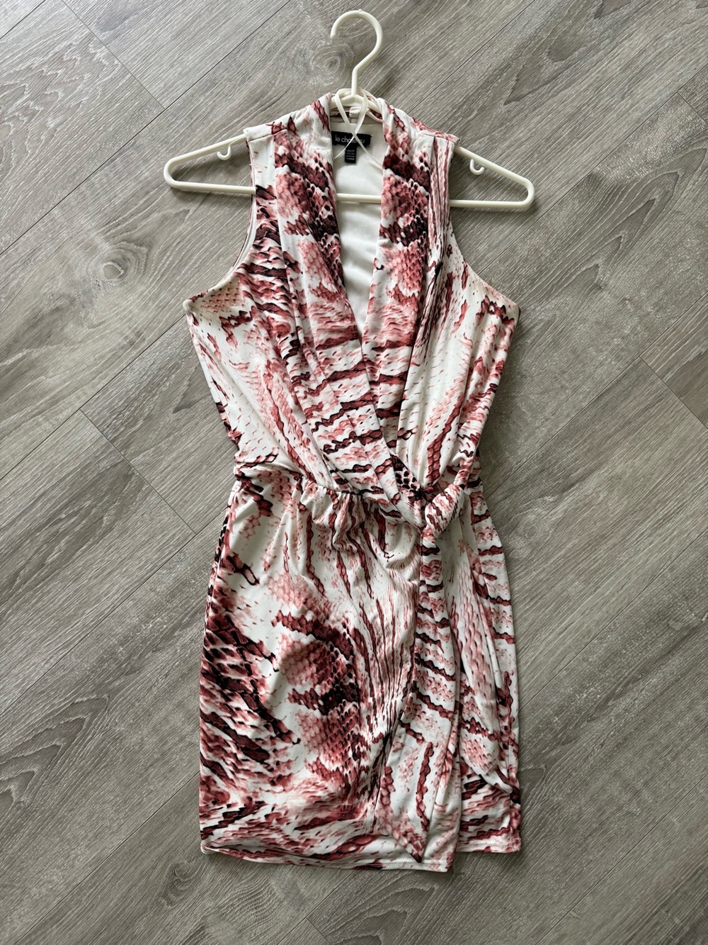 Le Chateau Sleeveless Dress